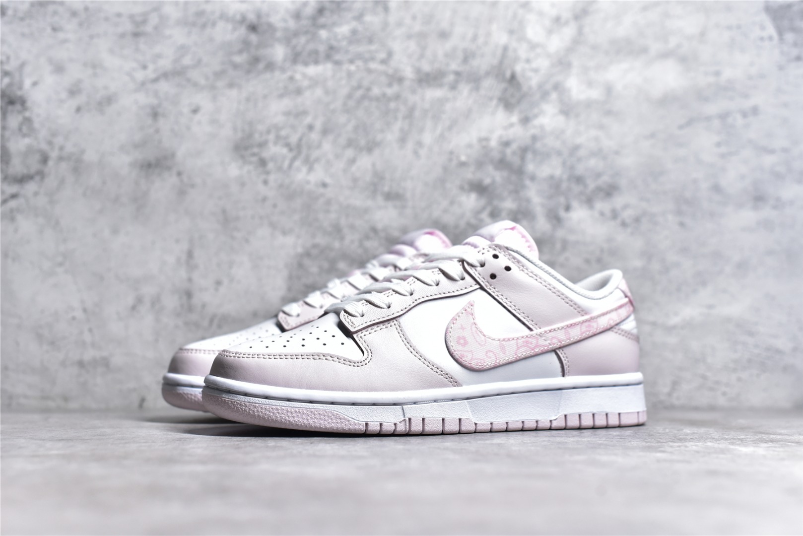 KO NIKE DUNK LOW ESSENTIAL PAISLEY PACK PINK FD1449-100