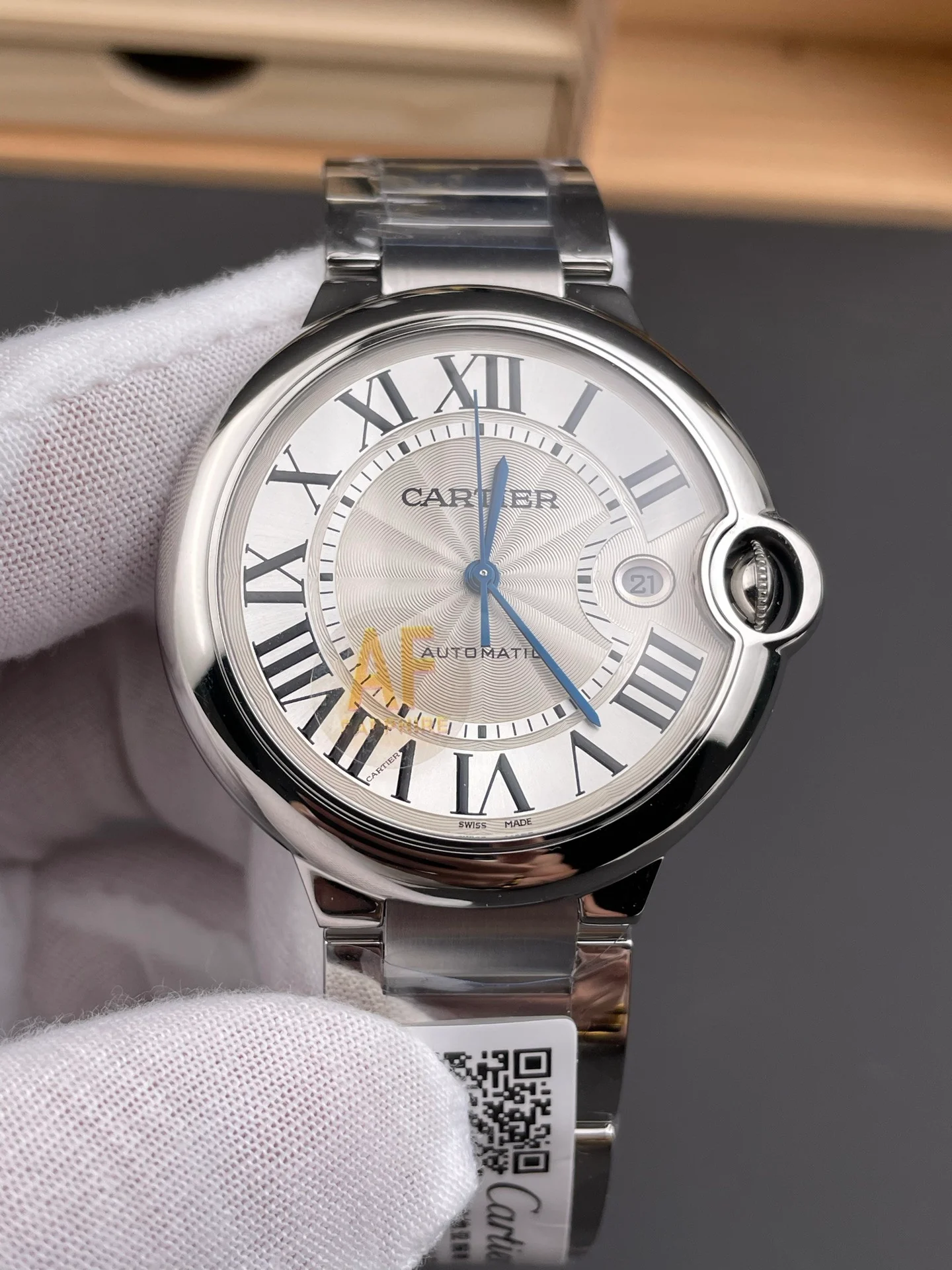 Ballon Bleu Blued Hands White Dial