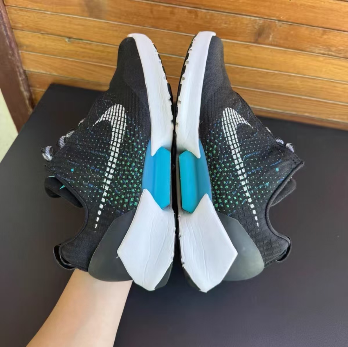 Nike HyperAdapt 1