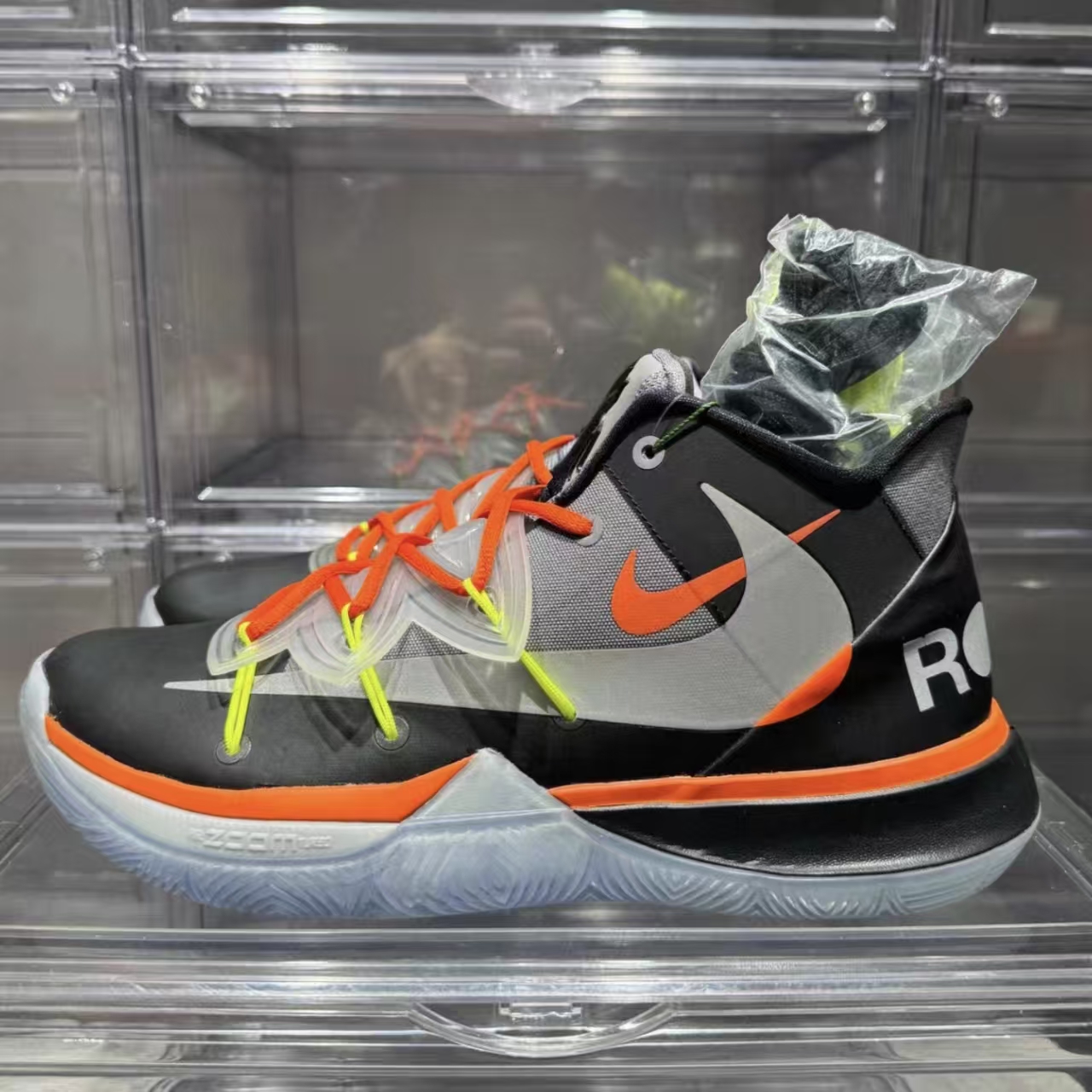 Nike Kyrie 5 x ROKIT 