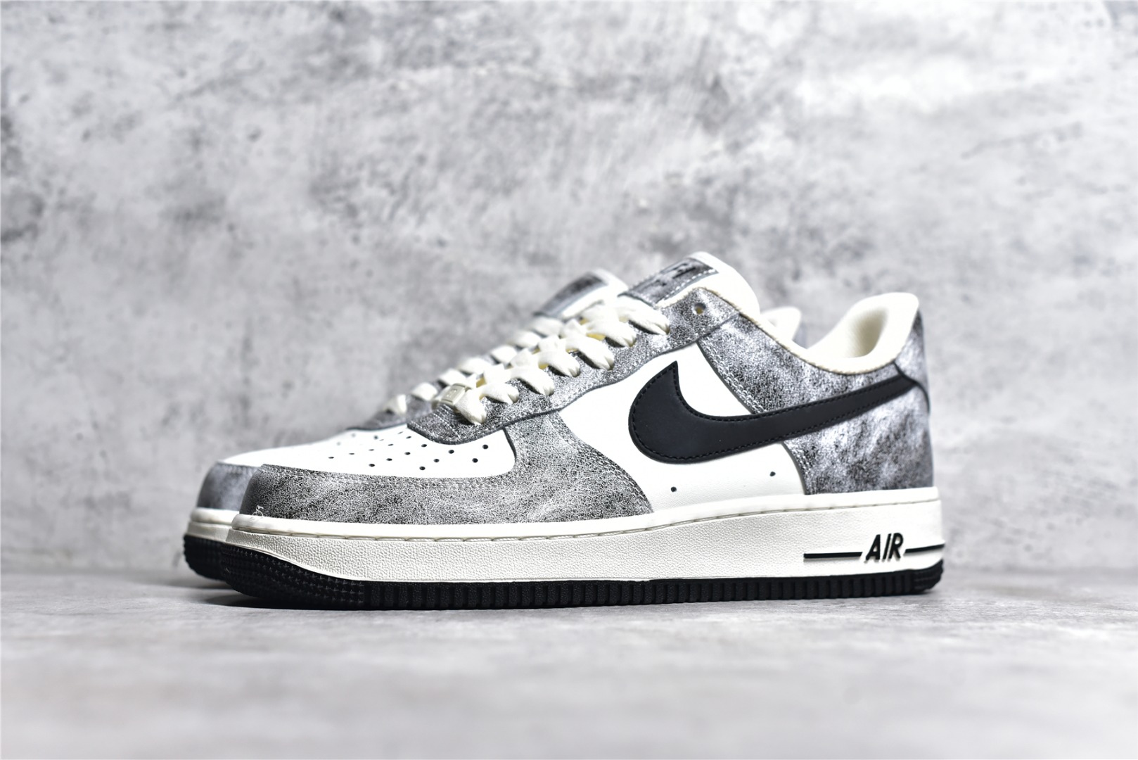 NIKE AIR FORCE 1 LOW '07 YY6938-365