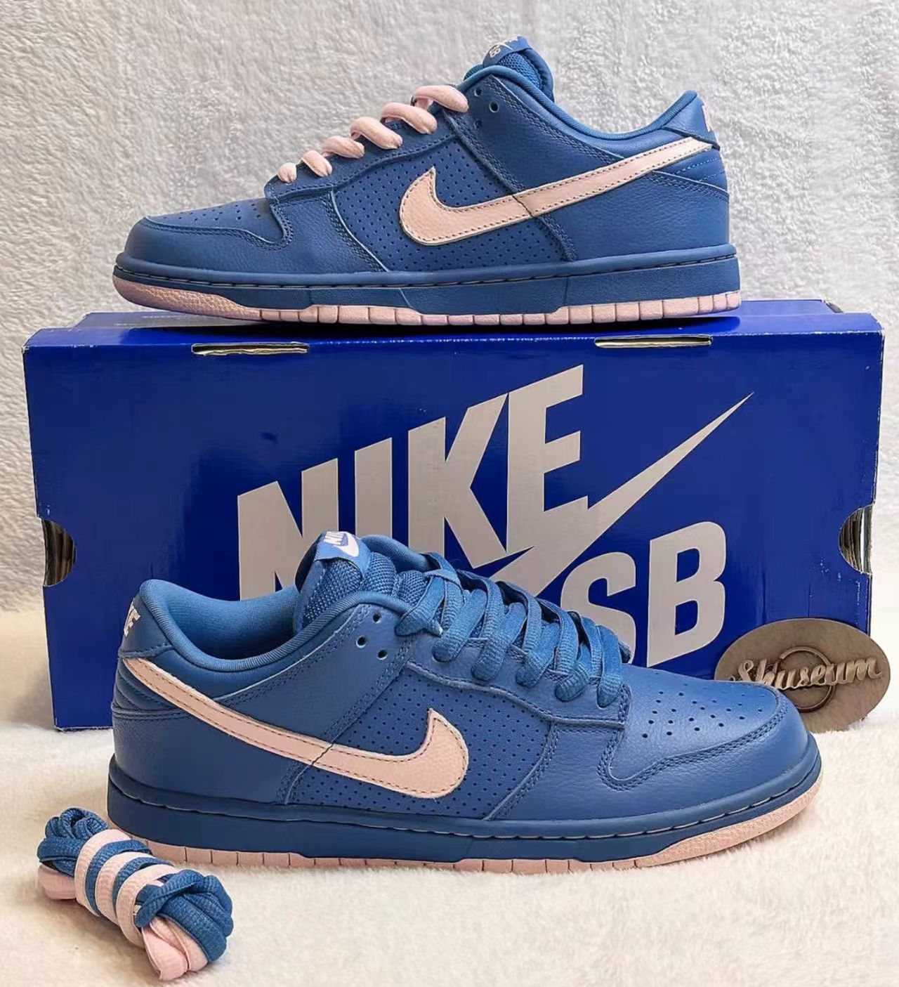 Nike SB Dunk Low Premium Blue Pink