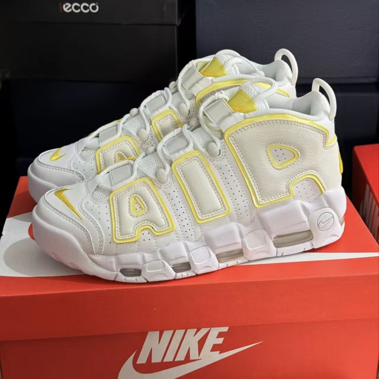 Nike Air More Uptempo 