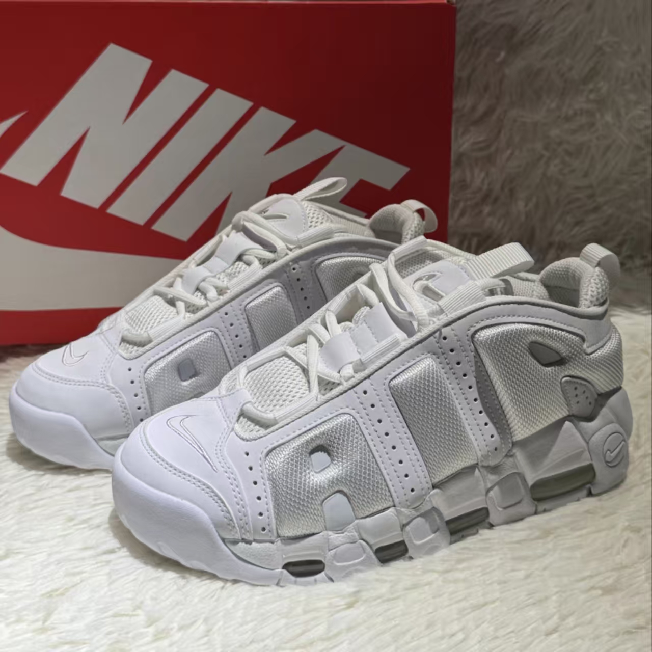 Nike Air More Uptempo Low White Grey