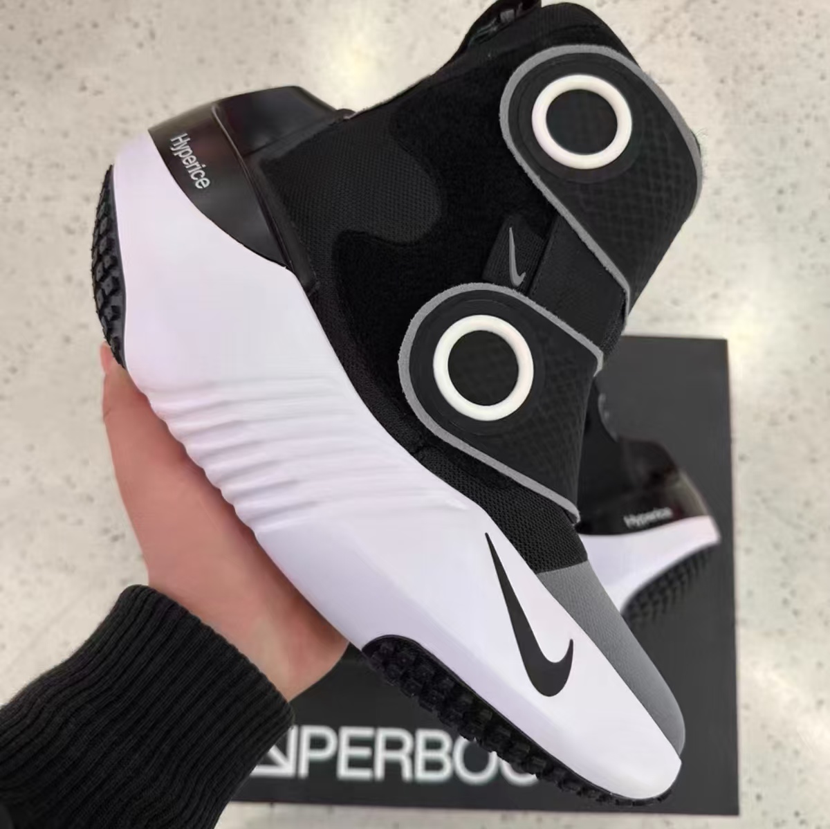 Hyperice x Nike SuperRep Go 3 