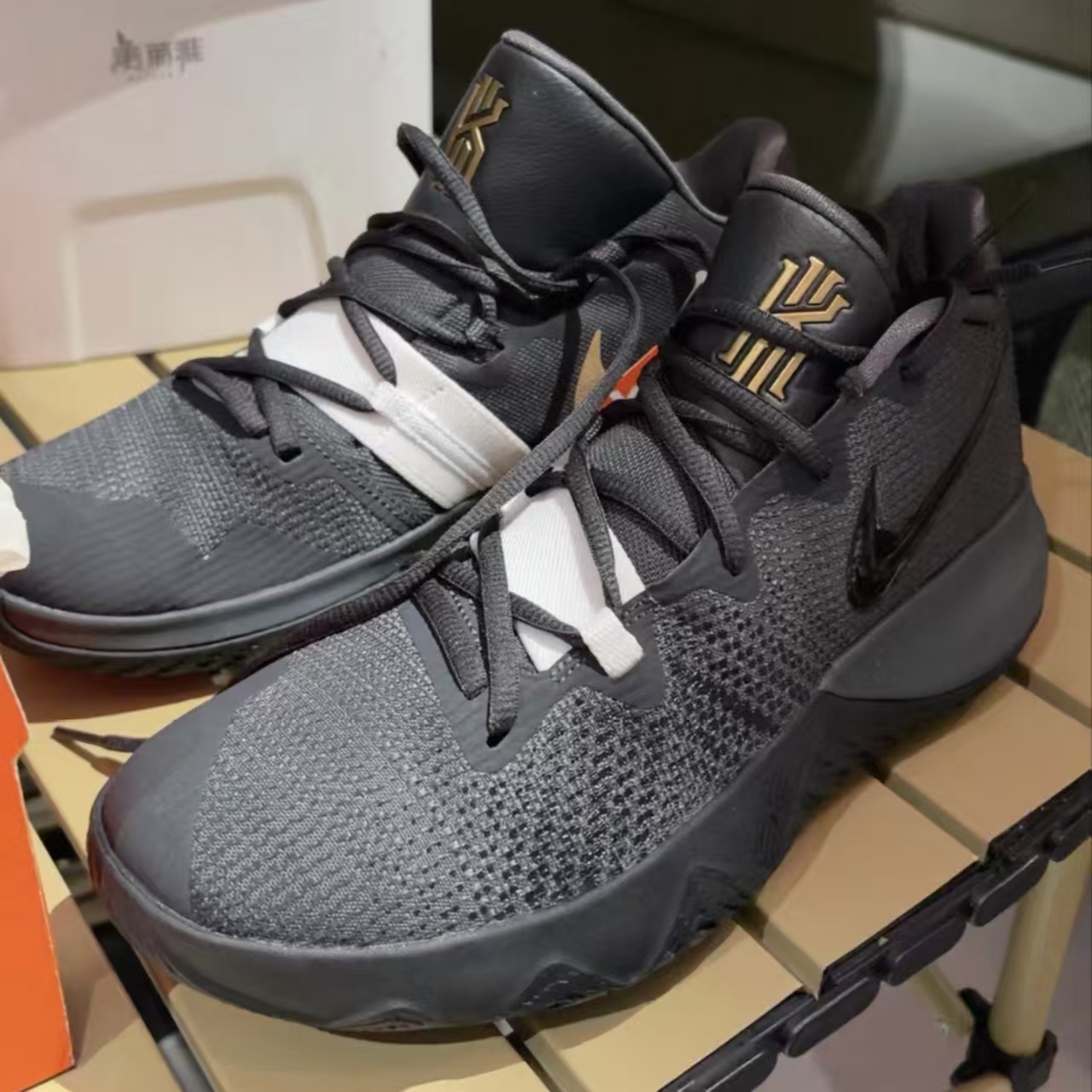 Nike Kyrie Flytrap Black Cool Grey