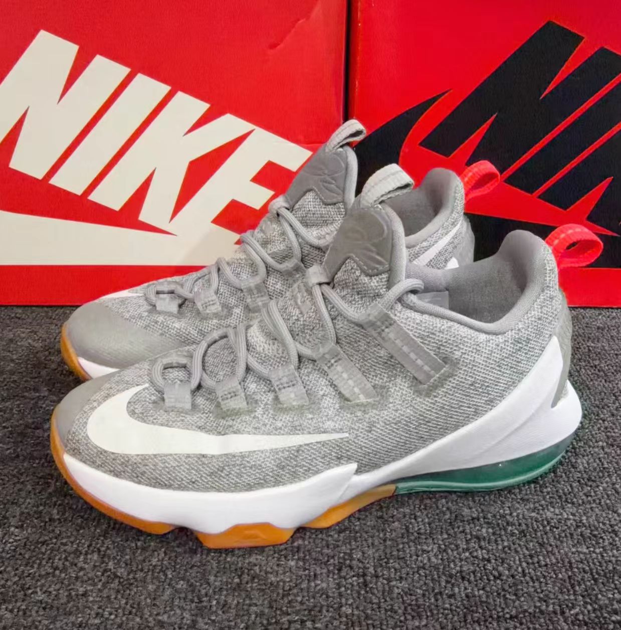 Nike LeBron 13 Low 'South Beach'