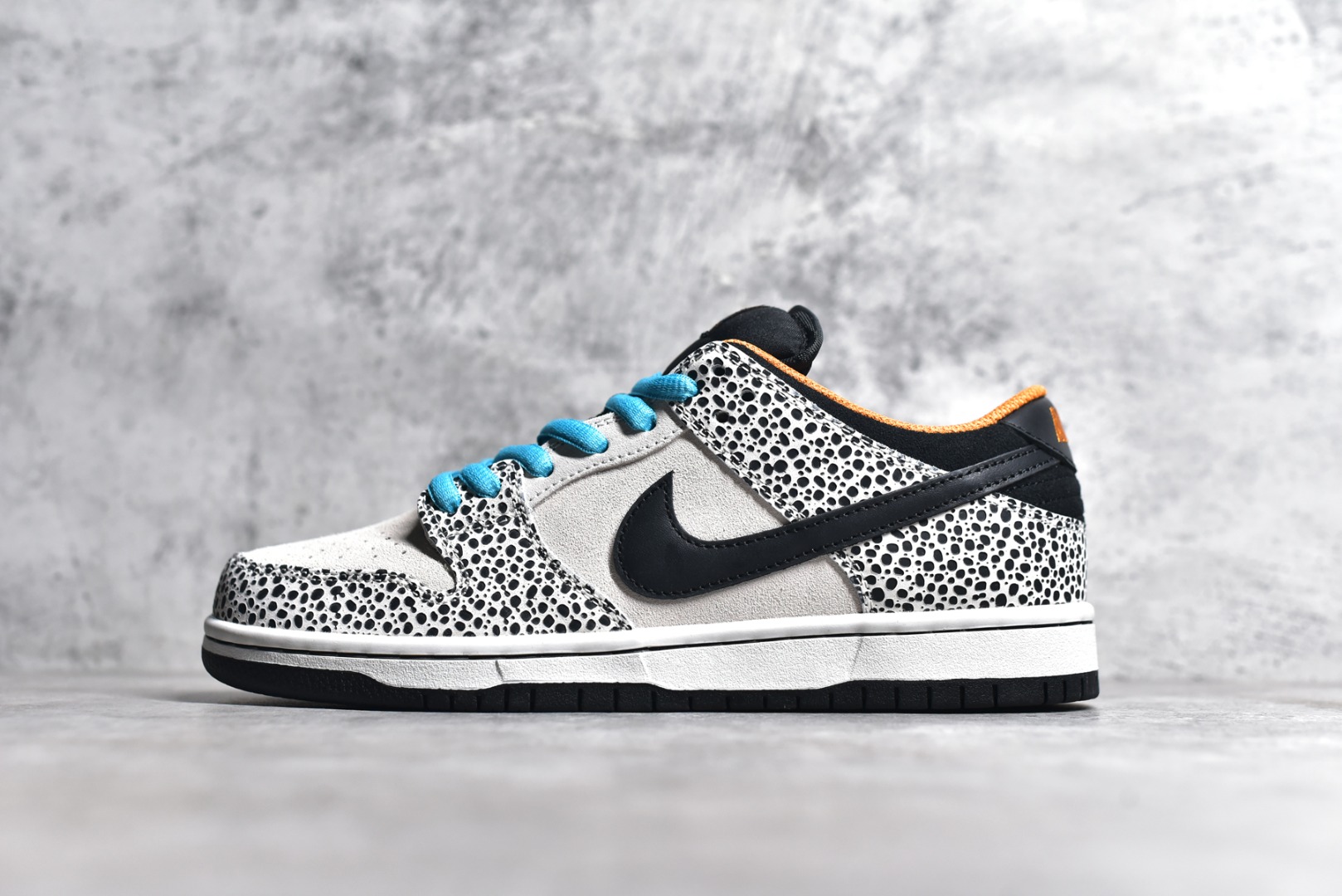 NIKE SB DUNK LOW OLYMPICS SAFARI FZ1233-002