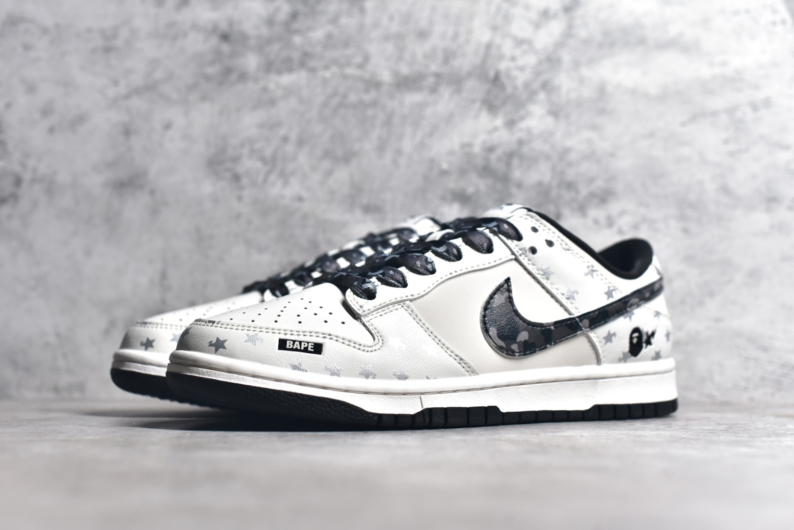 BAPE X SB DUNK LOW DQ1098-350