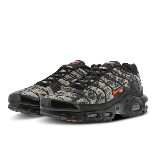 Air Max Plus TN Black Orange Camo FV6915-001