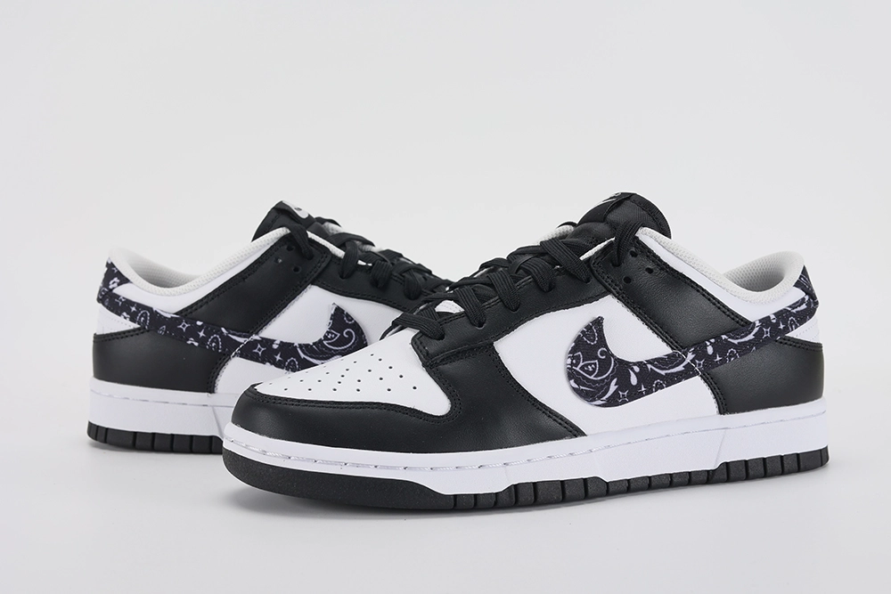 Dunk Low Black Paisley