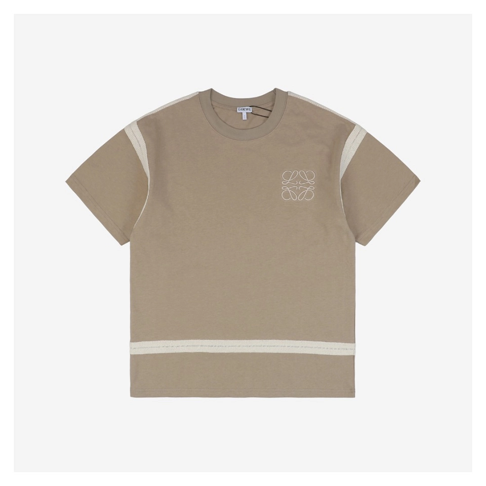 L Woven Floral Patch Embroidery T-Shirt (Black/Khaki)