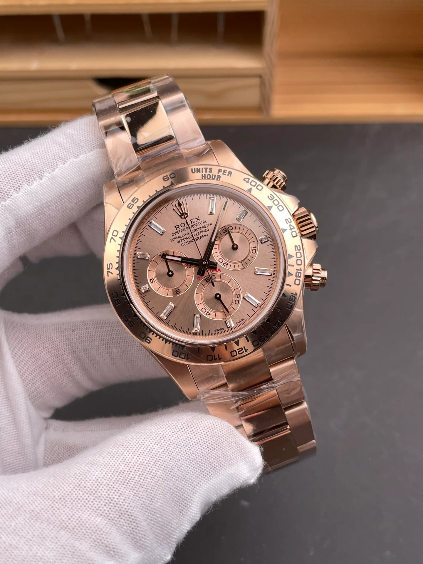 Pink Diamond Bezel Daytona