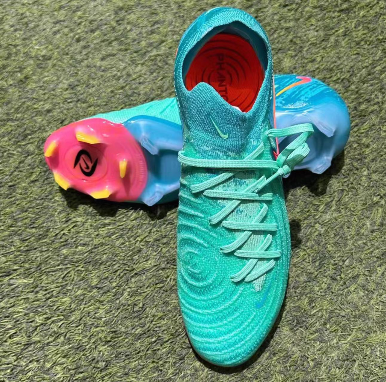 Nike Phantom GX 2 Elite FG "Vivid Sky"