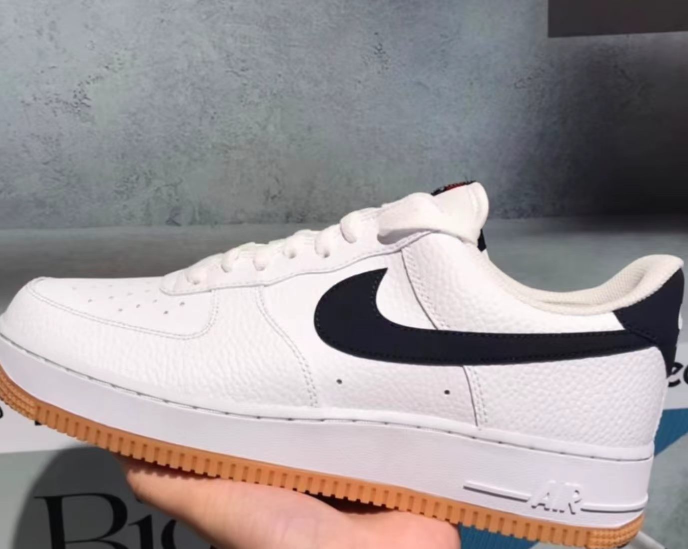 Nike Air Force 1 