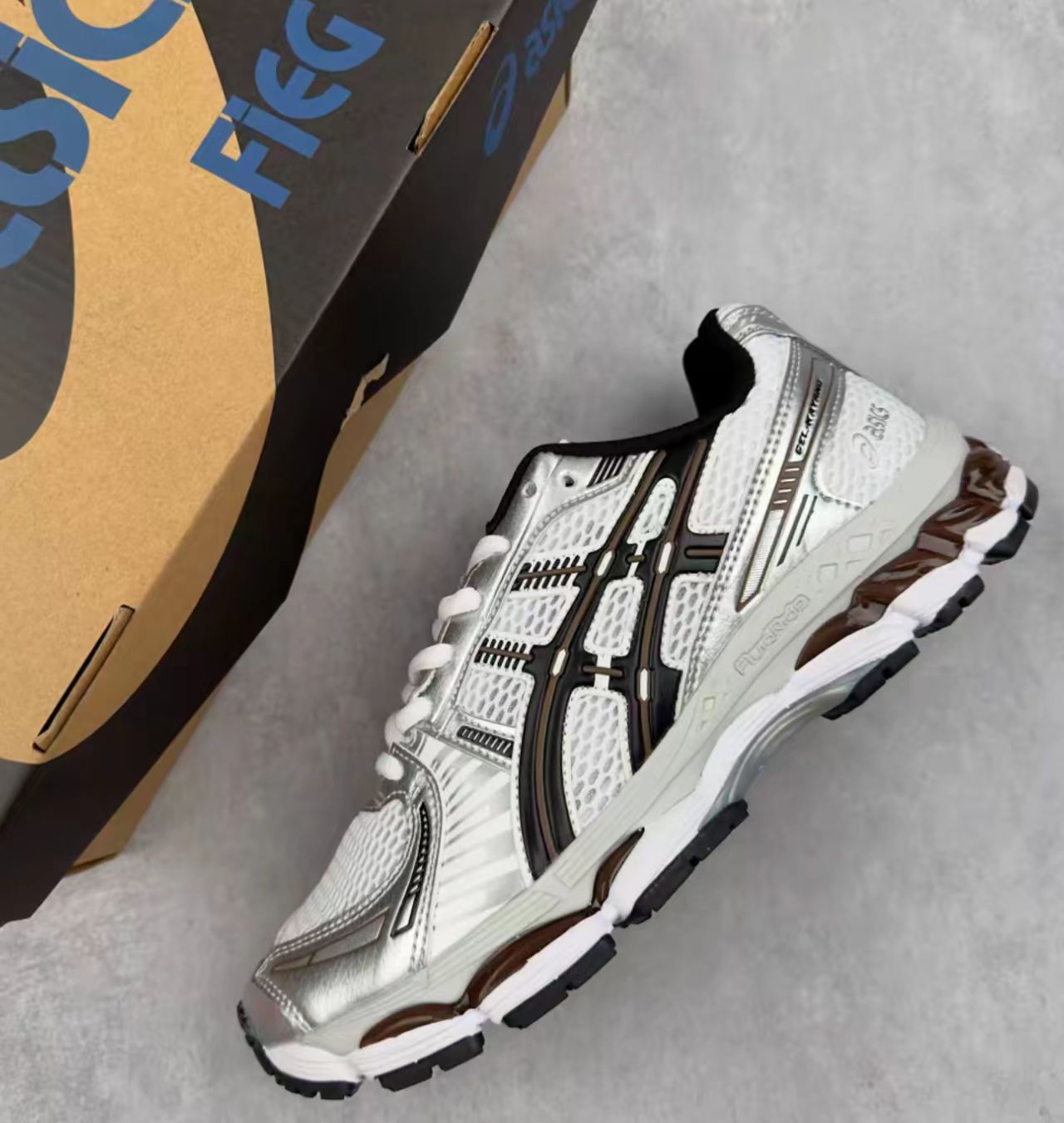 ASICS Gel-Kayano 21 White Silver Brown Grey