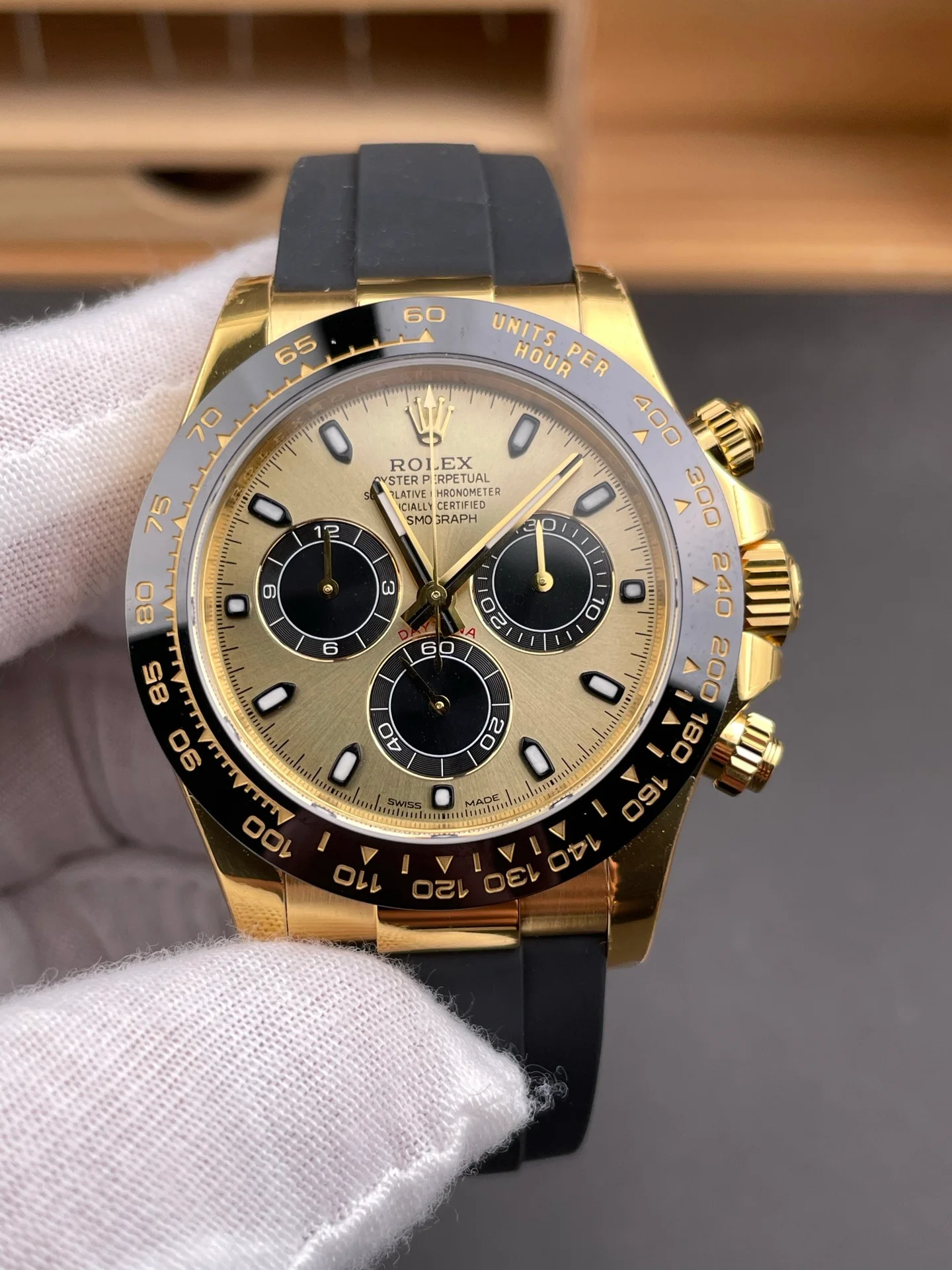 Gold Rubber Daytona M126518LN-0012