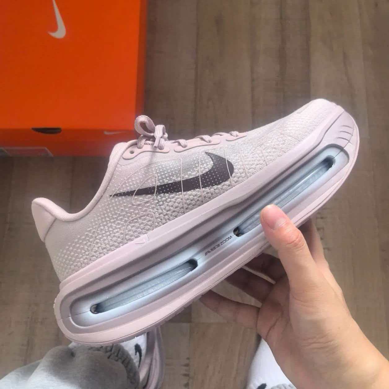 Nike Vomero Premium WMNS