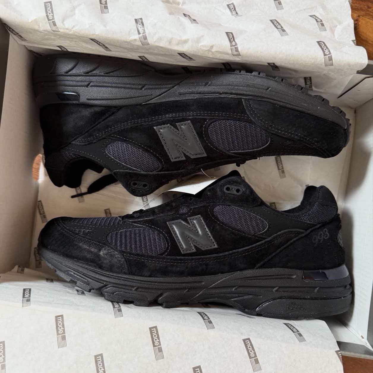 New Balance 992  'Triple Black'