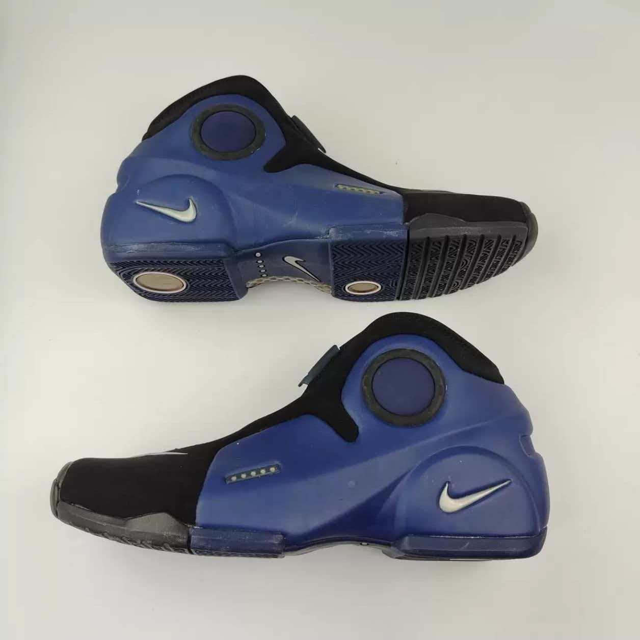 Nike Air Flightposite 2