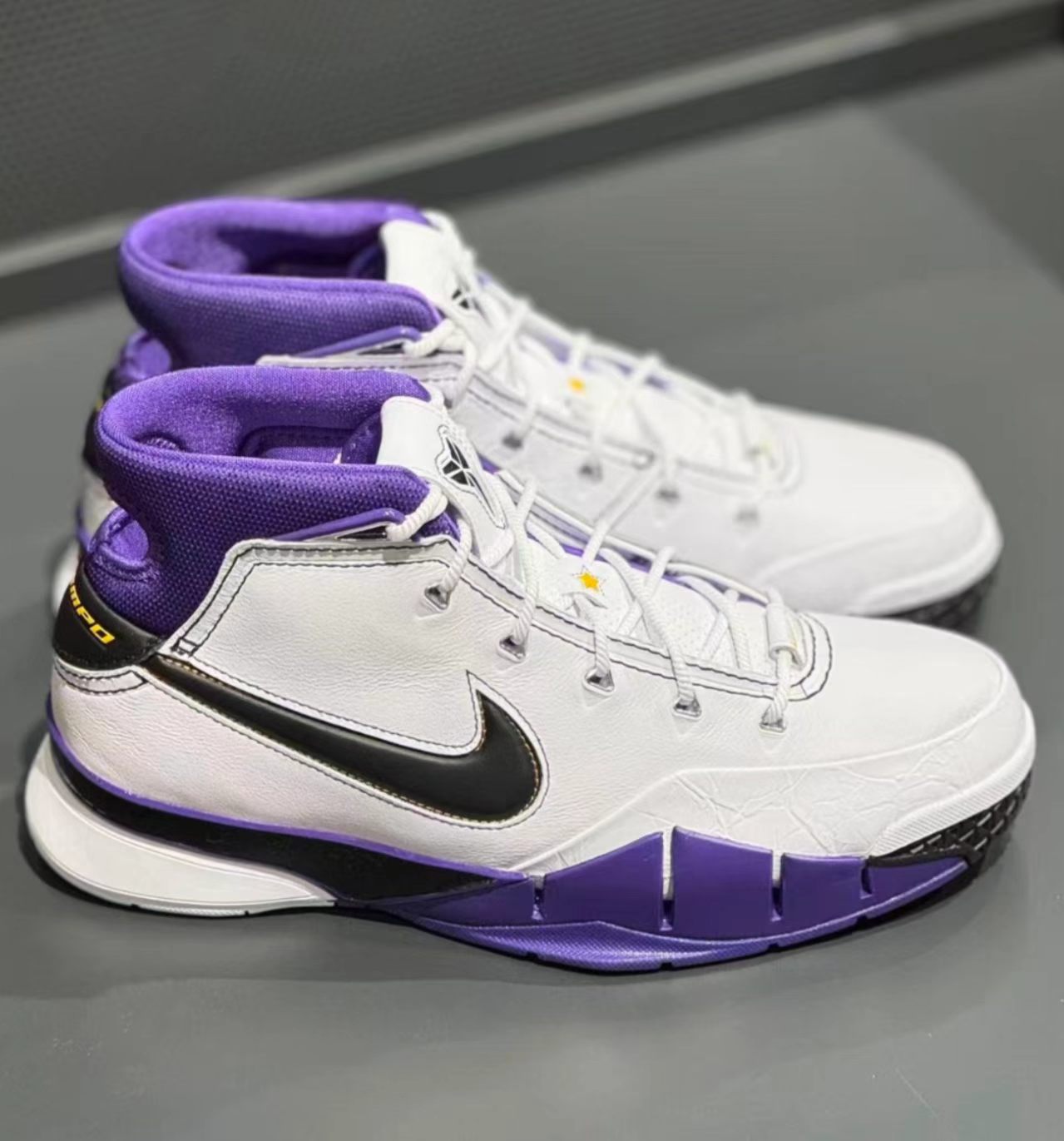 Nike Kobe 1 Protro "81 Points"