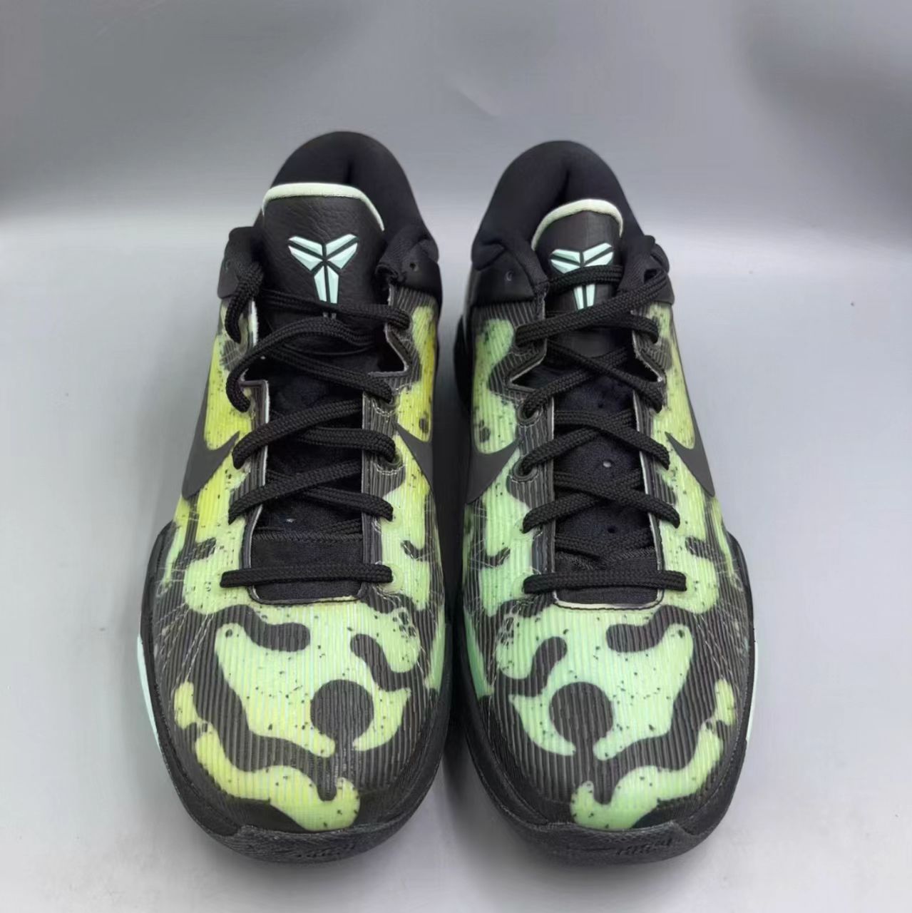Nike Zoom Kobe 7 System "Poison Dart Frog"