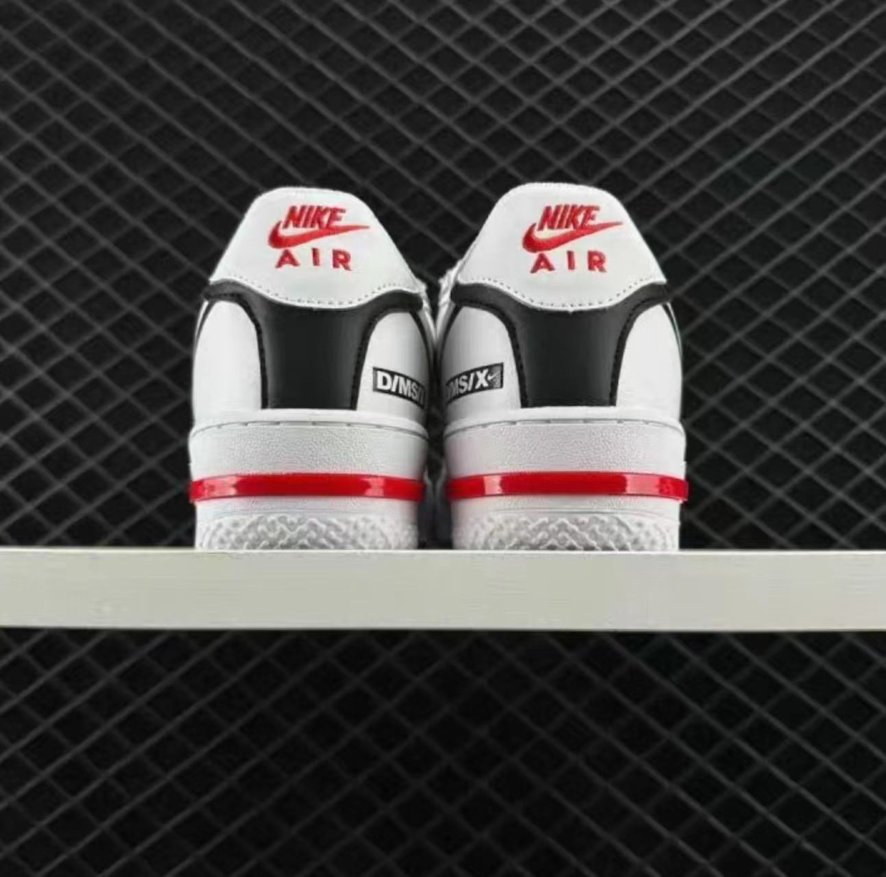 Nike Air Force 1 Low 