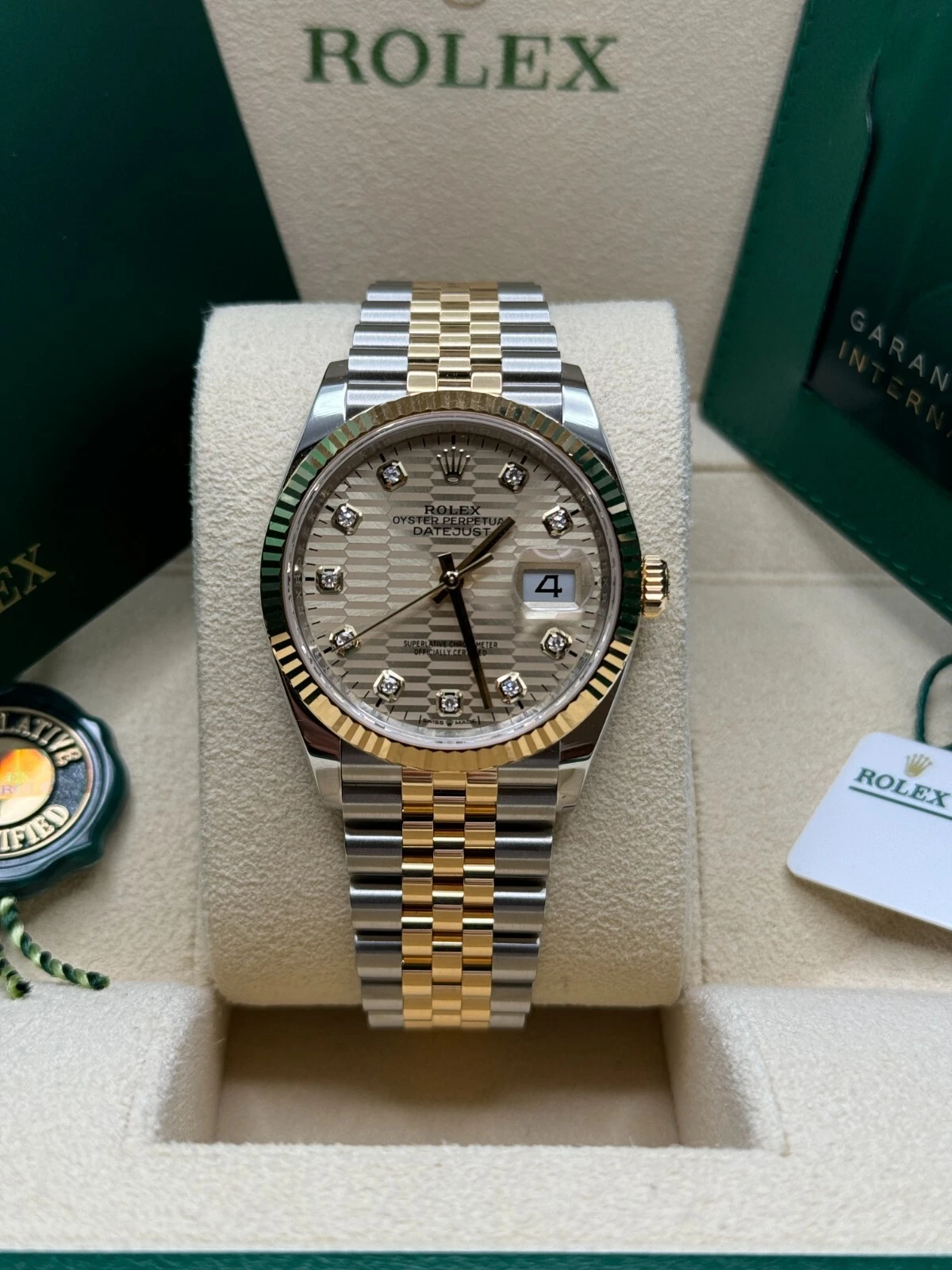 [2026 Mirror Grade]RLX  Datejust 36mm 126233-0045 Champagne Fluted Motif Diamond Dial Jubilee Bracelet