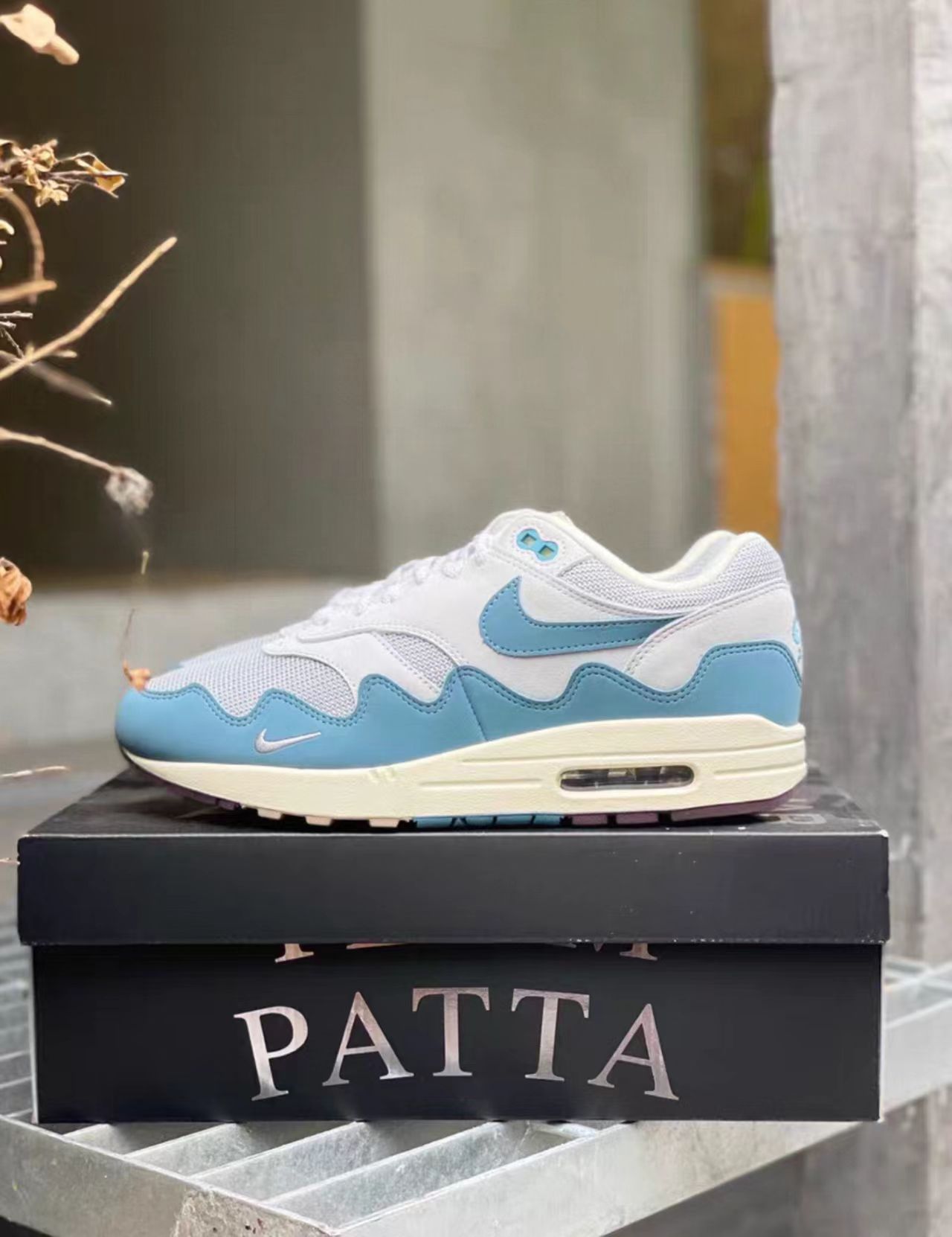 Nike Air Max 1 "Patta Waves Noise Aqua"