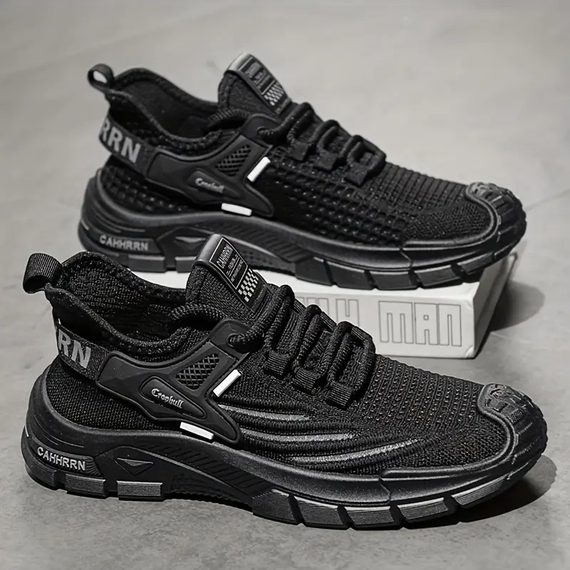 New Running Mesh Lightweight Anti Slip Breathable Sports Shoes