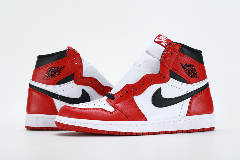 Jordan 1 Retro High OG 'Chicago' 2015