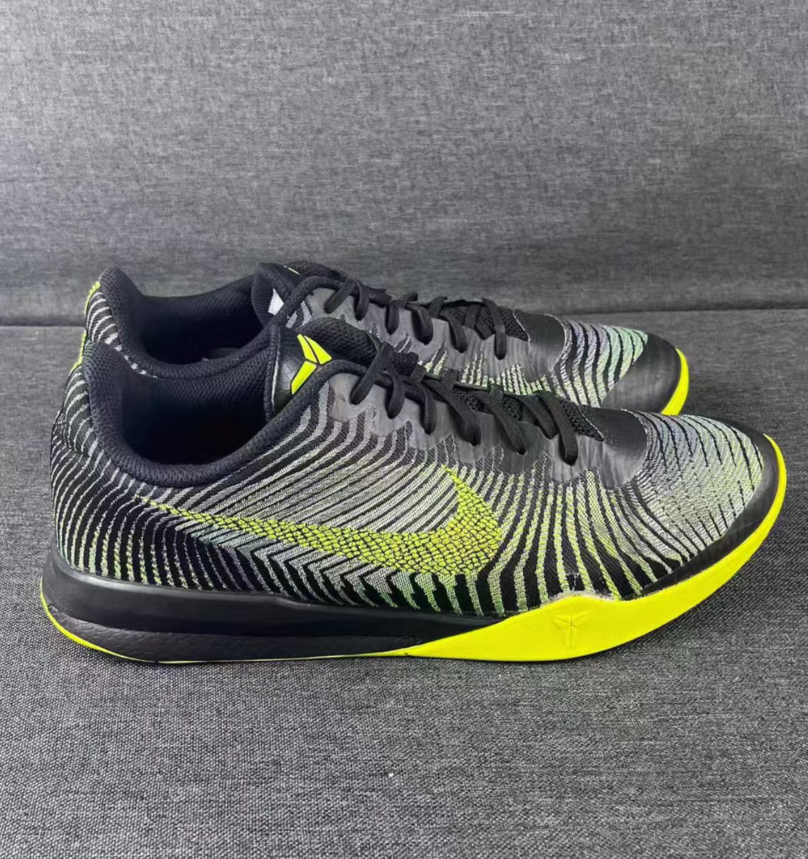 Nike Kobe Mentality 2 "Black/Volt"