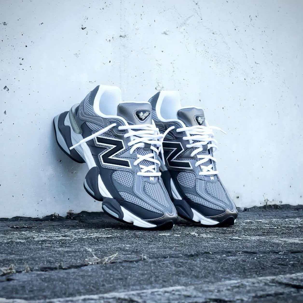 New Balance 9060 