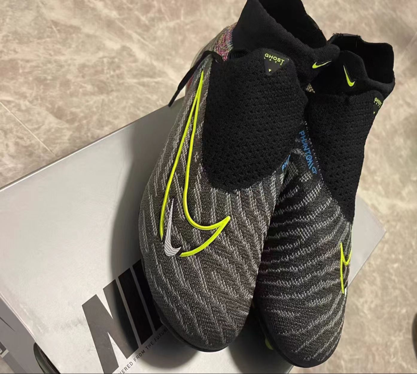 Nike Phantom GX Elite DF FG "Multicolor / Black / Volt"