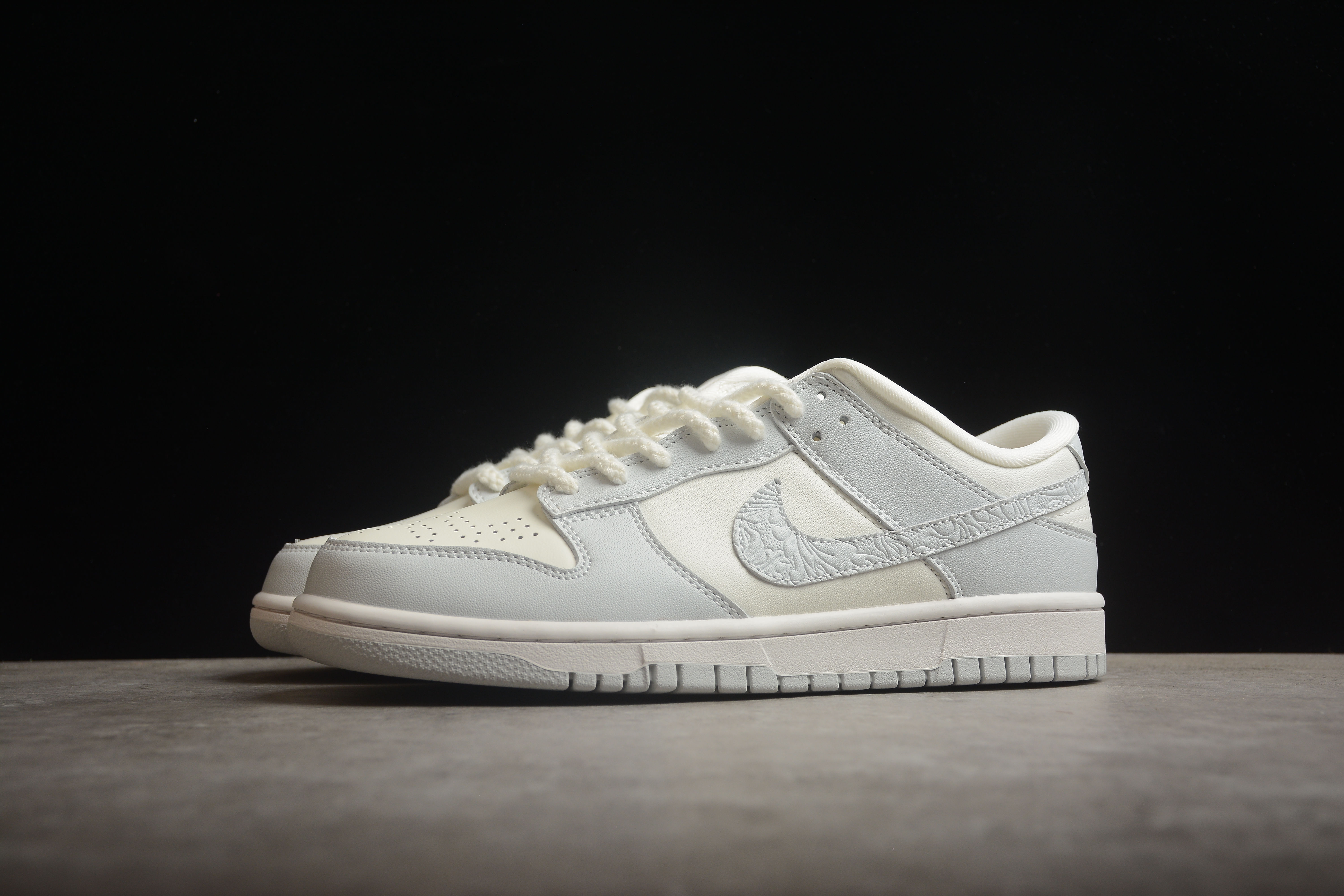 SB Dunk Low NeedleWork Sail (FJ4553-133)