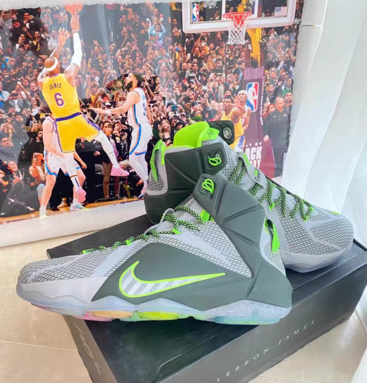 Nike LeBron 12 