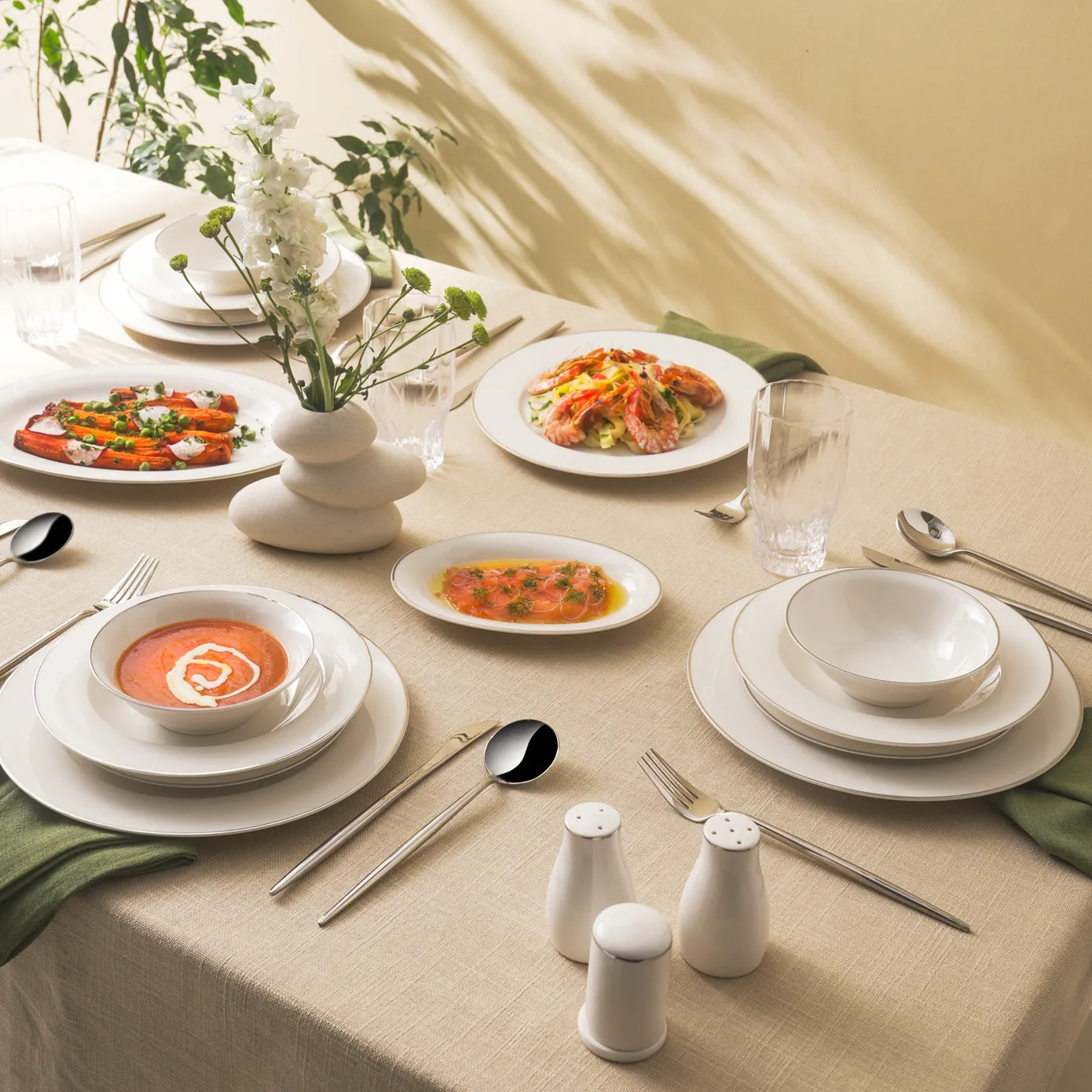 Service de table Karaca Lexi Platin pour 12 personnes, 56 pièces, New Generation Bone