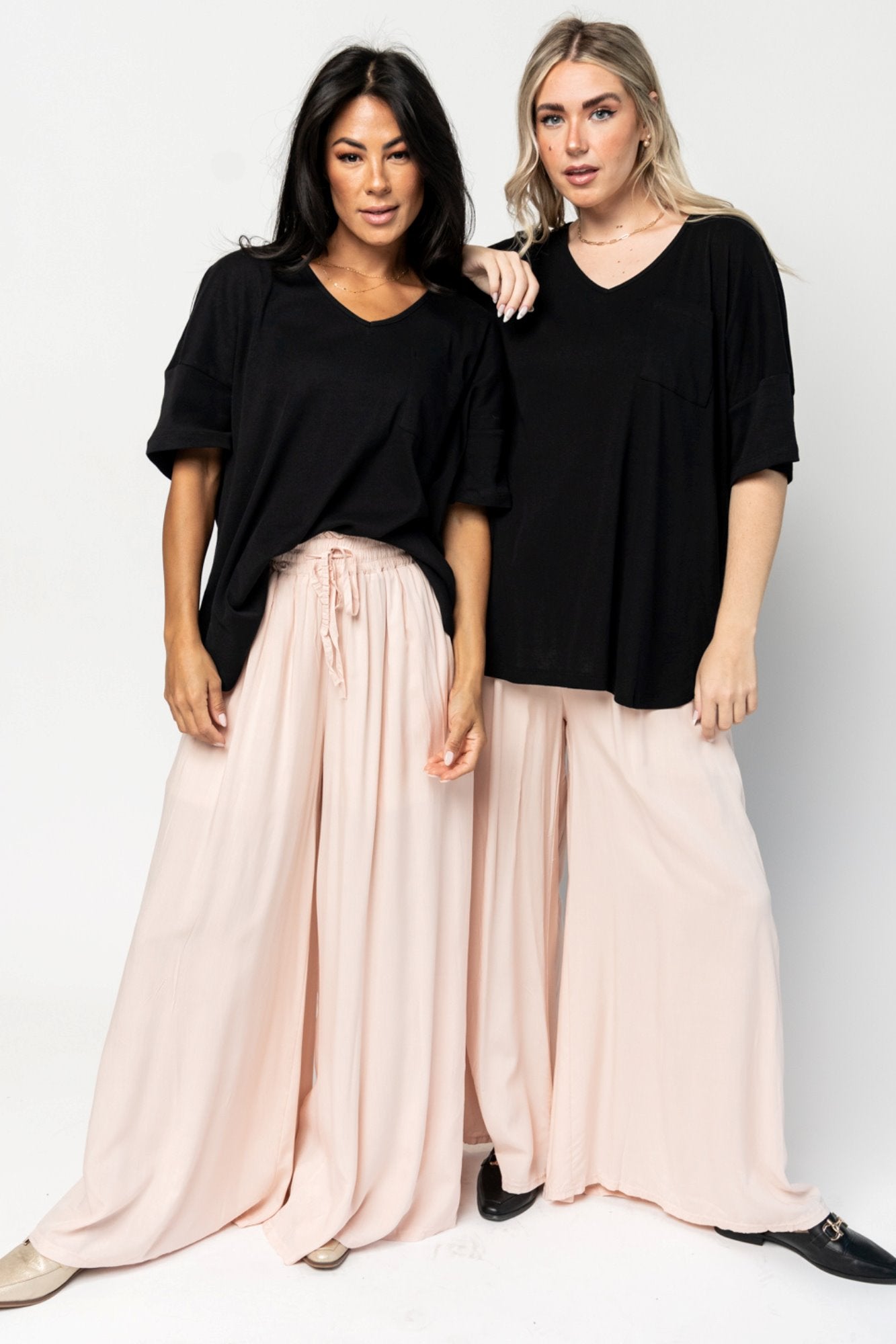 ‌Air Luxe V-Neck Boyfriend Top