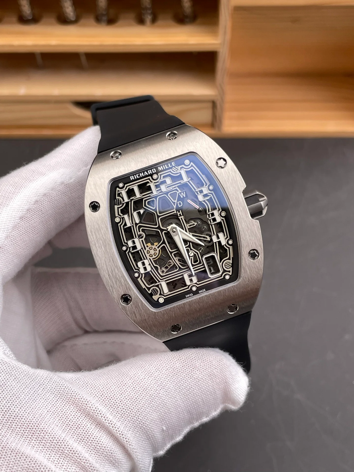 RM67-01 Titanium Case