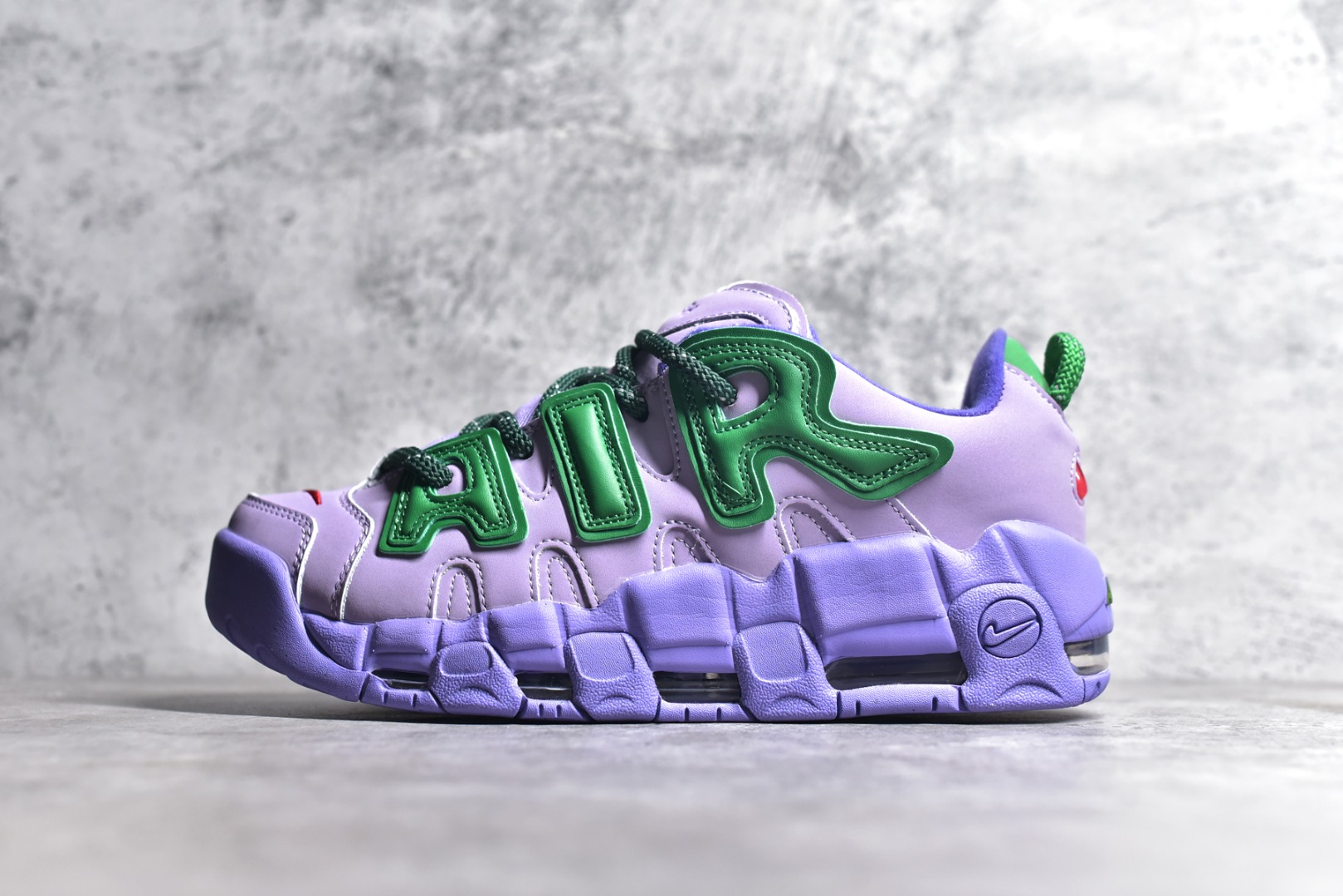 AMBUSH X NIKE AIR MORE UPTEMPO LOW LILAC FB1299-500
