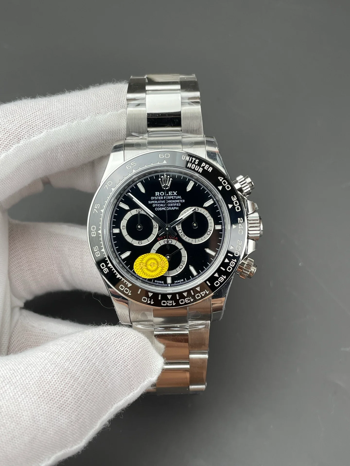 Rolex Cosmograph Daytona, Oystersteel, black dial, black Cerachrom bezel, Oyster bracelet Ref：M126500LN-0002