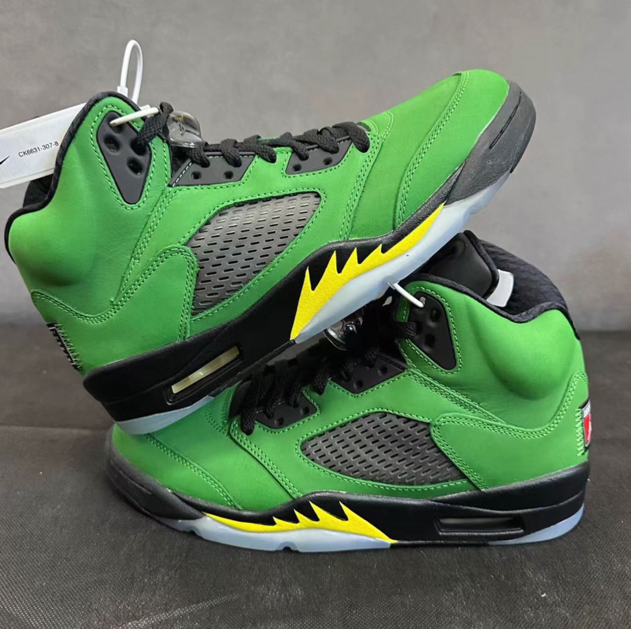 Air Jordan 5 Retro "Oregon"
