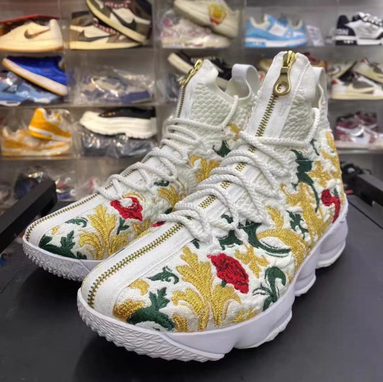 Nike LeBron 15 Kith 