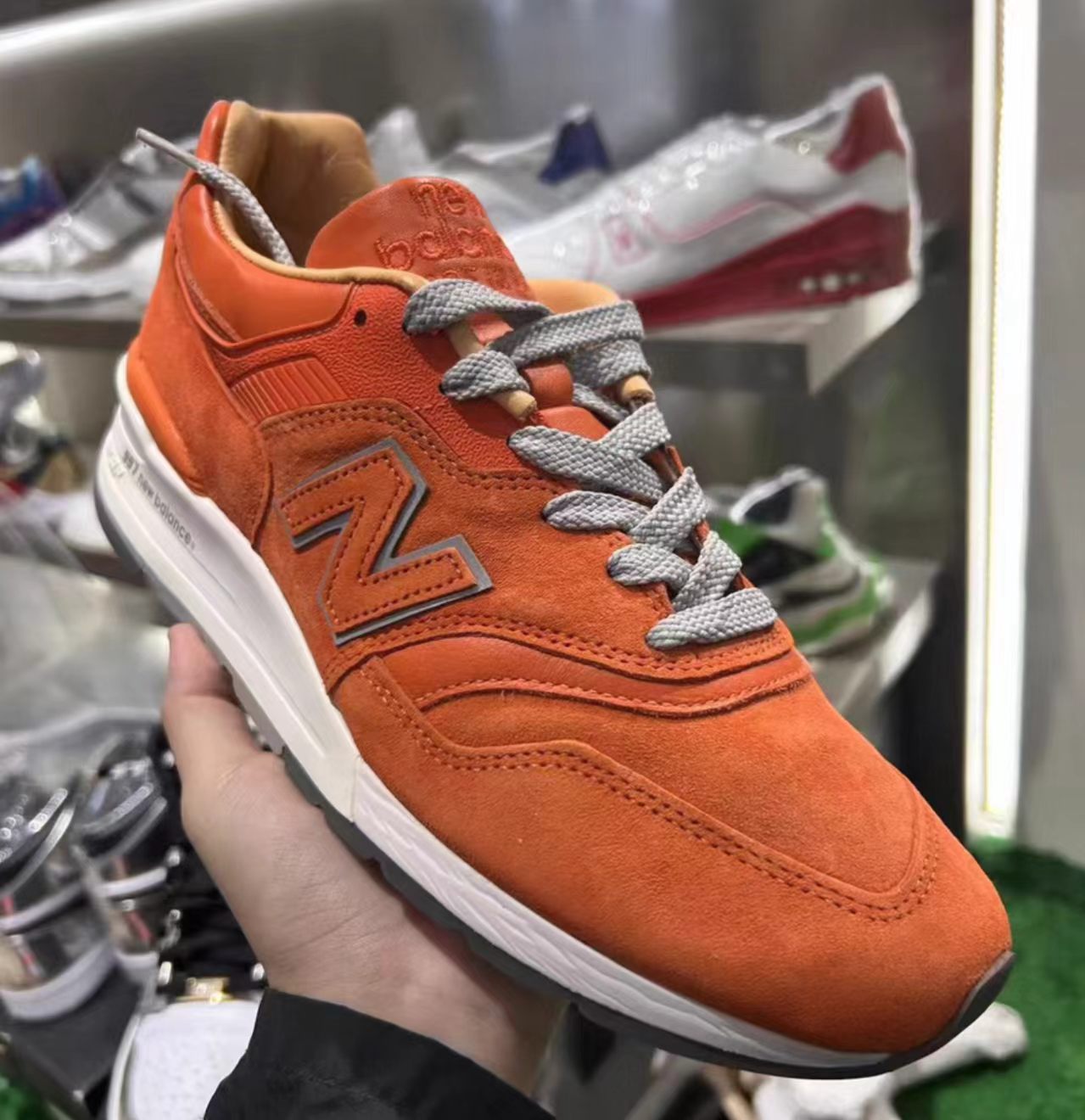 New Balance 997 