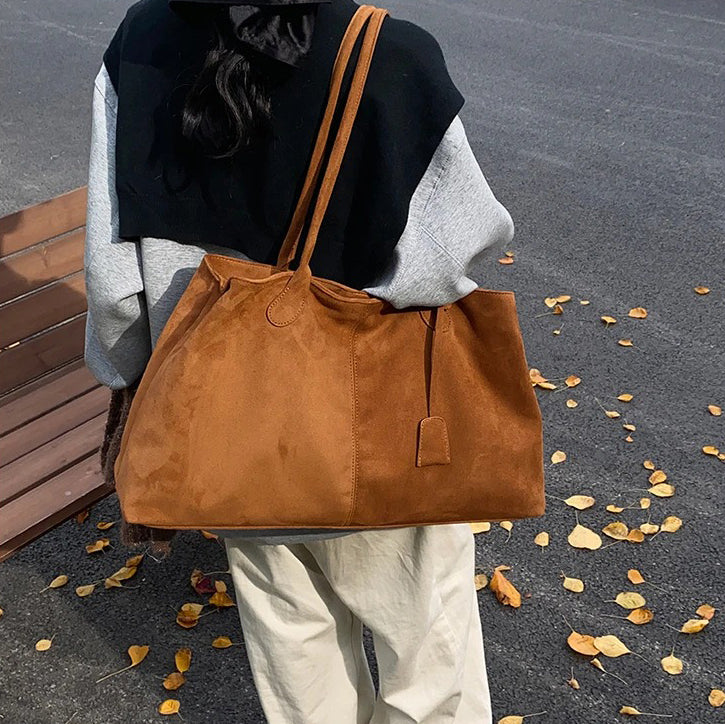 Maya XL Tote