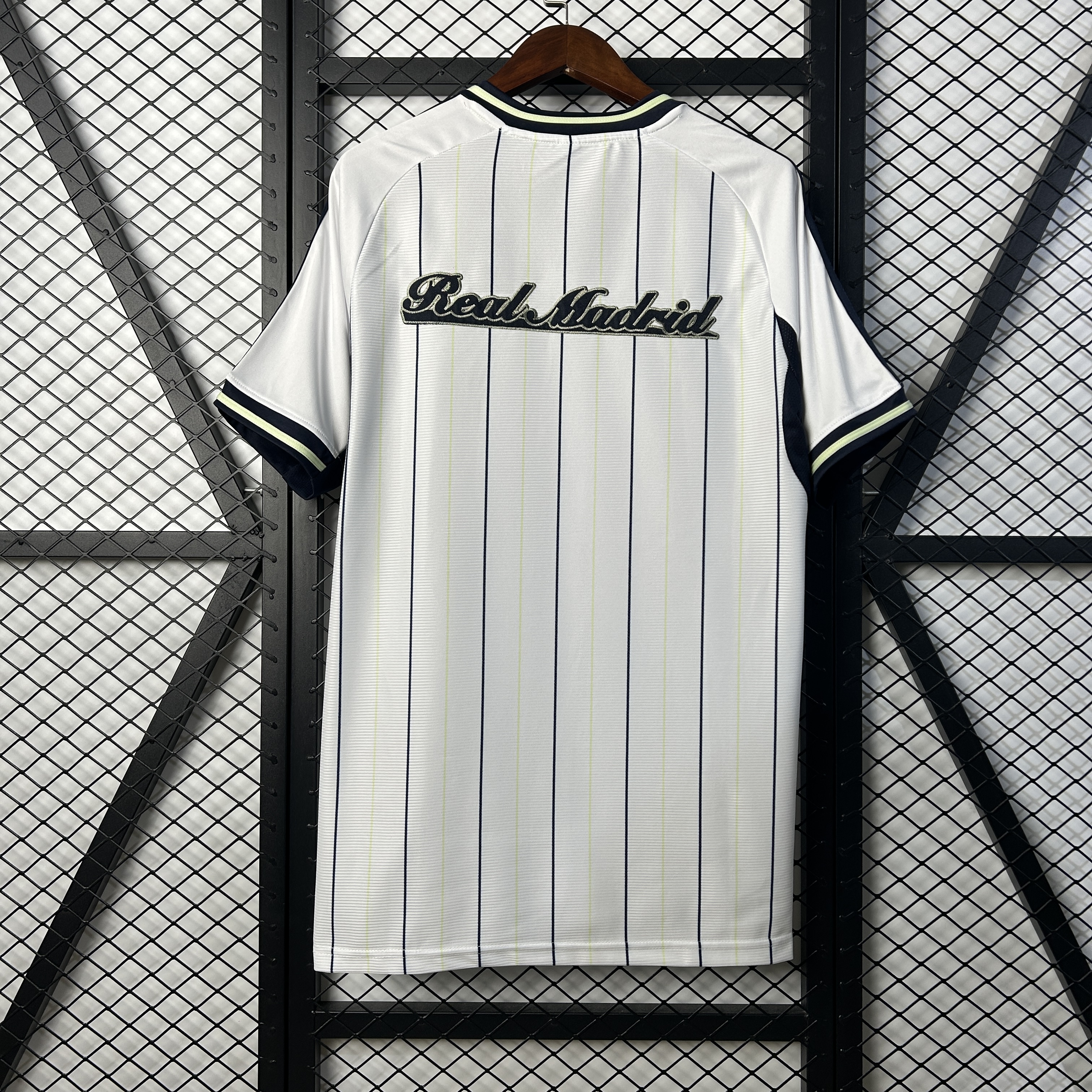 Real Madrid US Pack Custom Shirt 2025/26