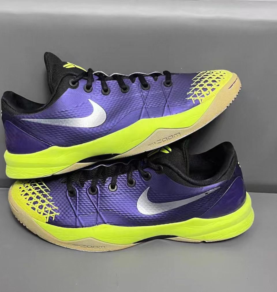 Nike Zoom Kobe Venomenon 4 "Court Purple/Volt"