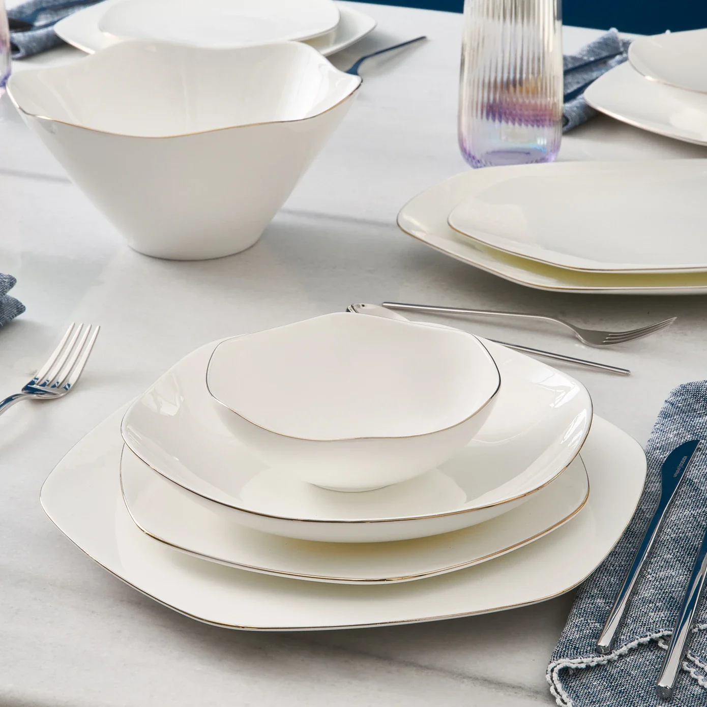 Karaca Fine Pearl Extra Hexagon, Service de Vaisselle 61 pièces pour 12 personnes, Doré