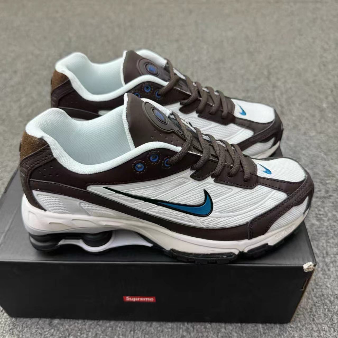 Nike Shox Ride 2 White Brown Blue Swoosh