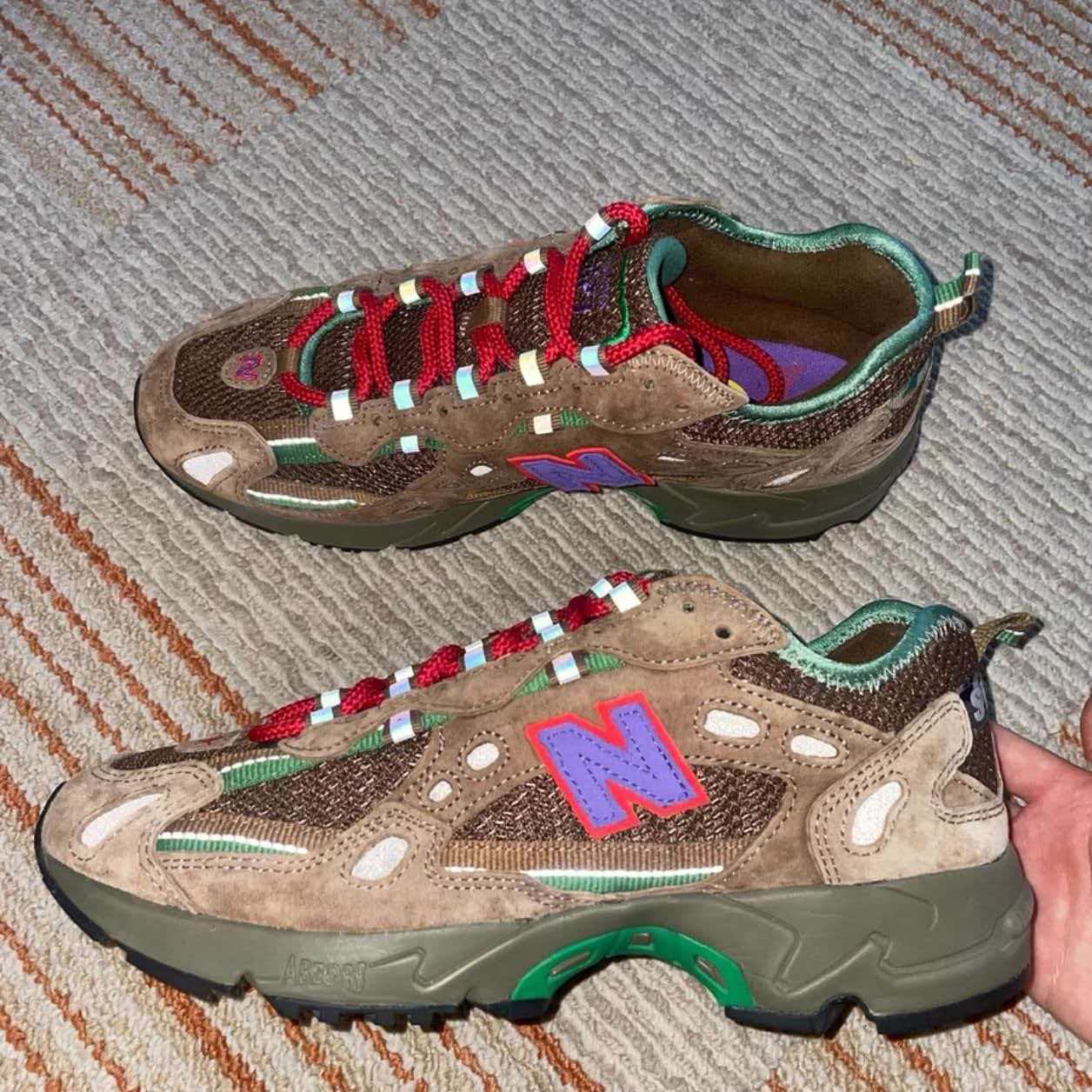 Stray Rats x New Balance 827 'Brown/Green'